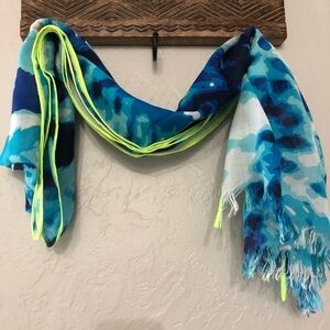 V. Fraas lightweight‎ scarf